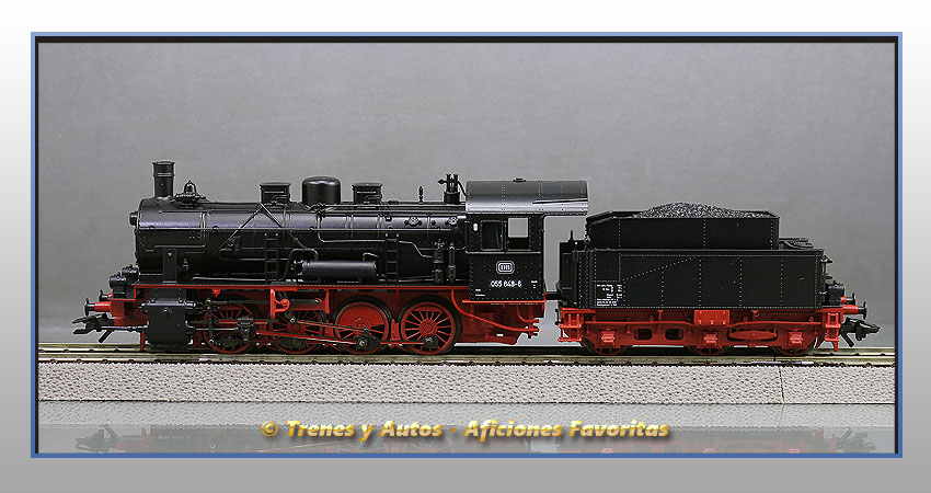 Locomotora vapor con ténder Serie BR-55 - DB